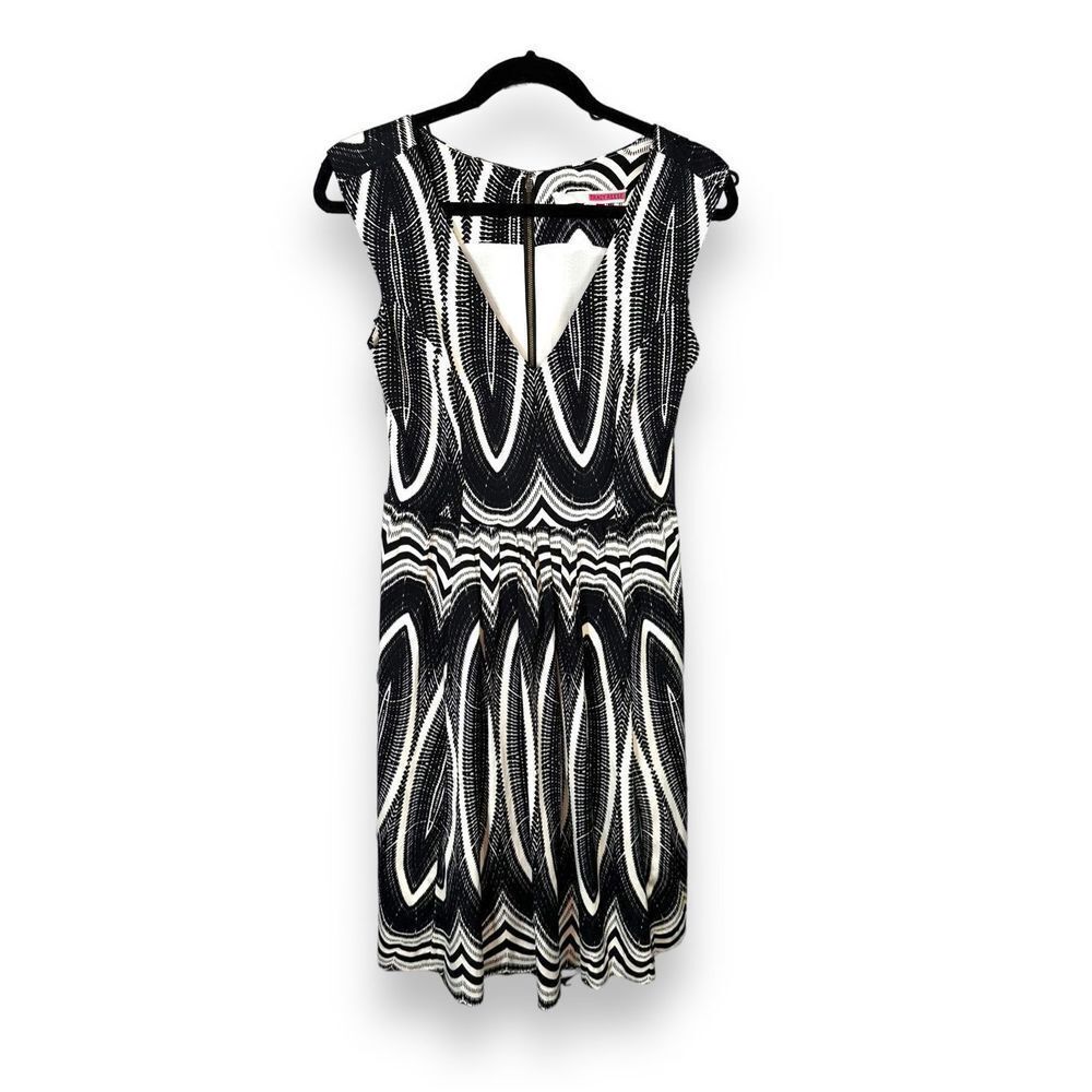 Tracy Reese Fit and Flare Black and White Dress with pockets